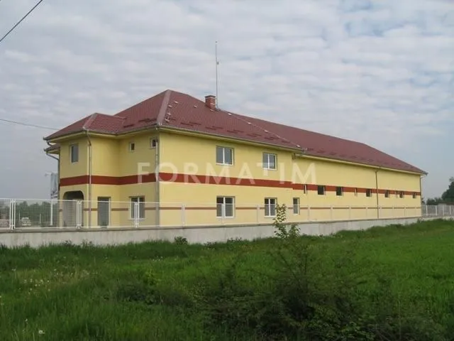 Sale, office space, 1100m², Veliki Crljeni, Lazarevac