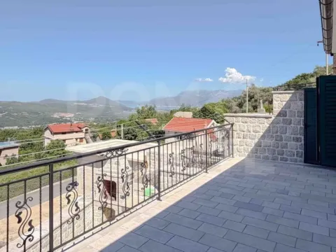 Izdavanje, dvosoban stan, 80m², Tivat, Crna Gora - image 8