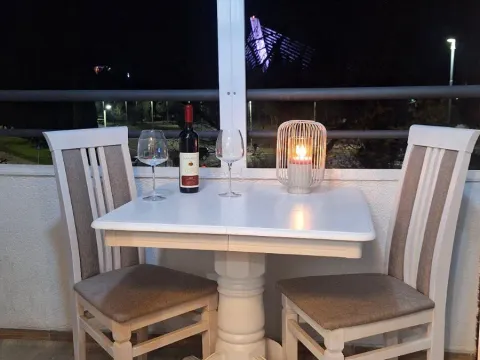 Daily-rent, one bedroom apartment, 36m², Centar, Podgorica - image 11