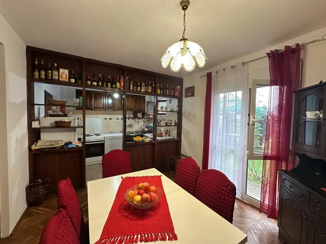 Sale, house, 230m², Tomba, Bar