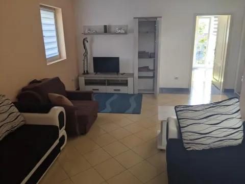 Izdavanje, jednosoban stan, 54m², Bijela, Herceg Novi - image 6