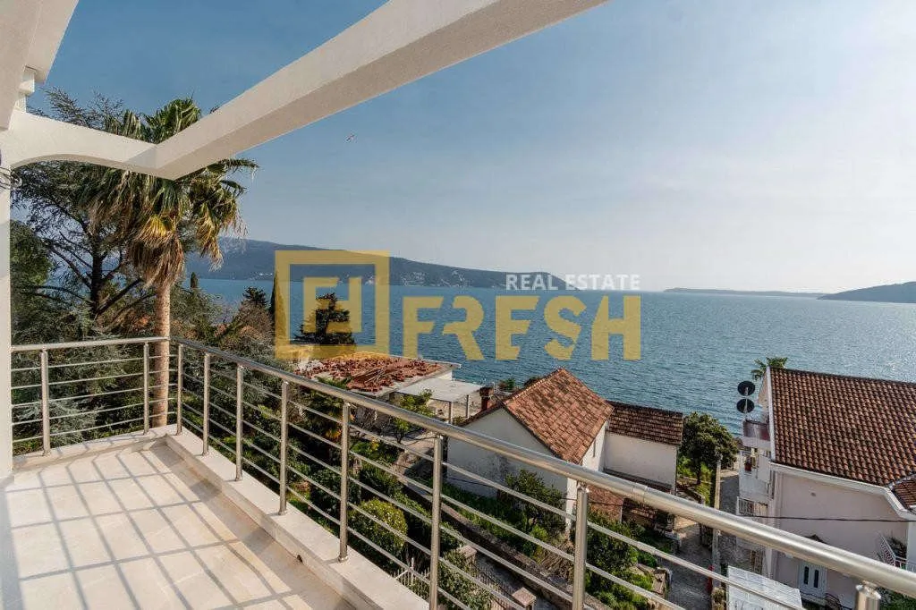 Prodaja, kuća, 200m², Herceg Novi, Crna Gora