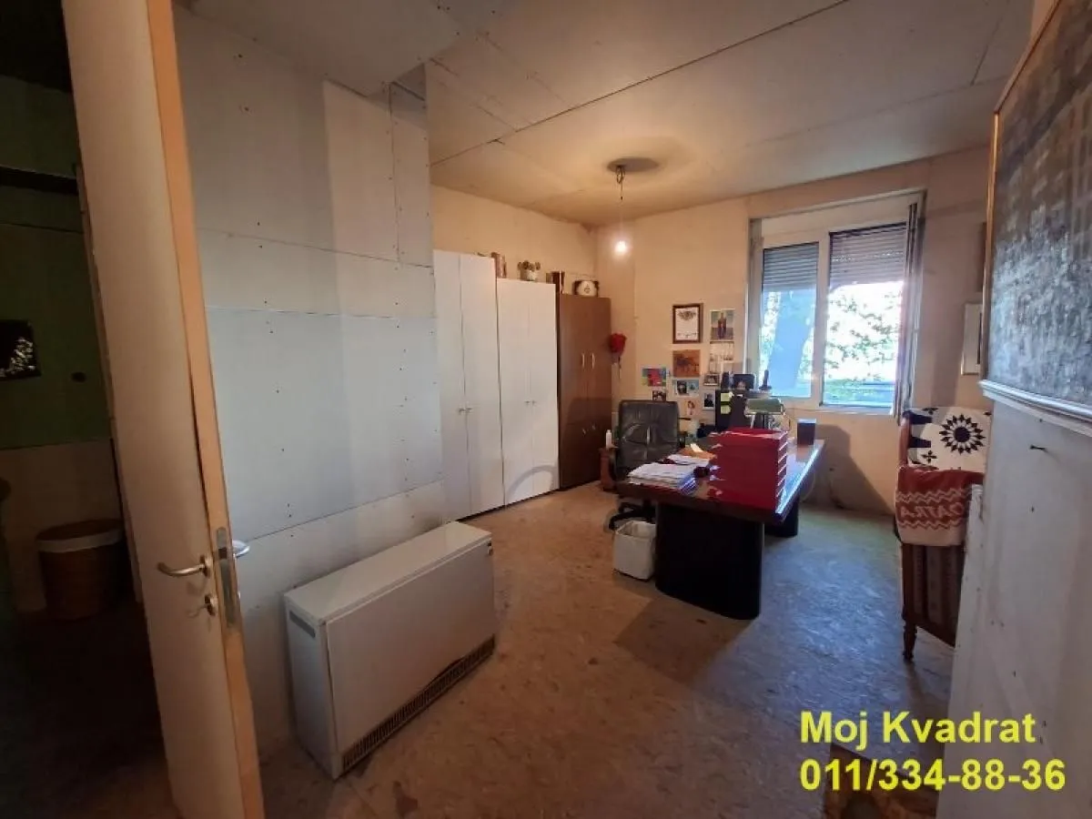 Sale, two bedroom apartment, 86m², Kalenić Pijaca, Vračar Sve Podlokacije
