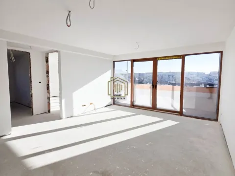 Prodaja, dvosoban stan, 71m², Stari Aerodrom, Podgorica - image 1