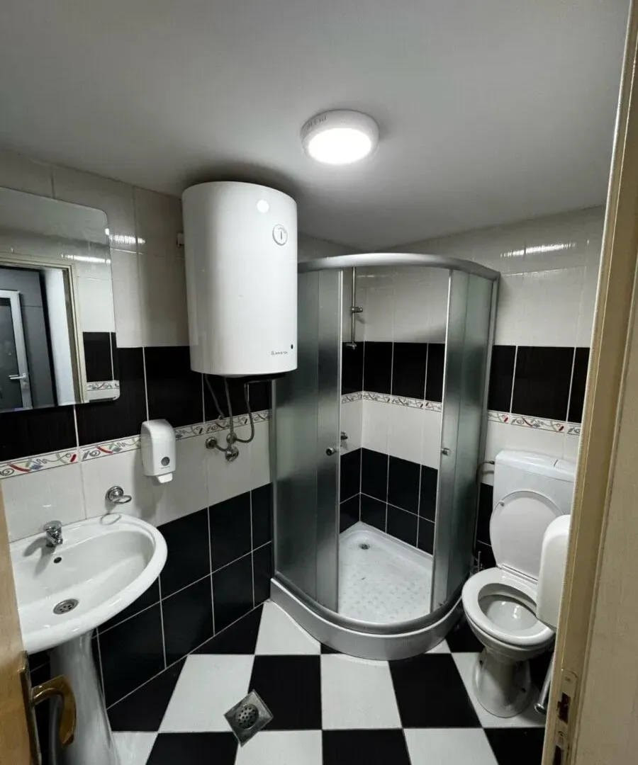 Rent, office space, 160m², Kod Capital Plaze, Podgorica