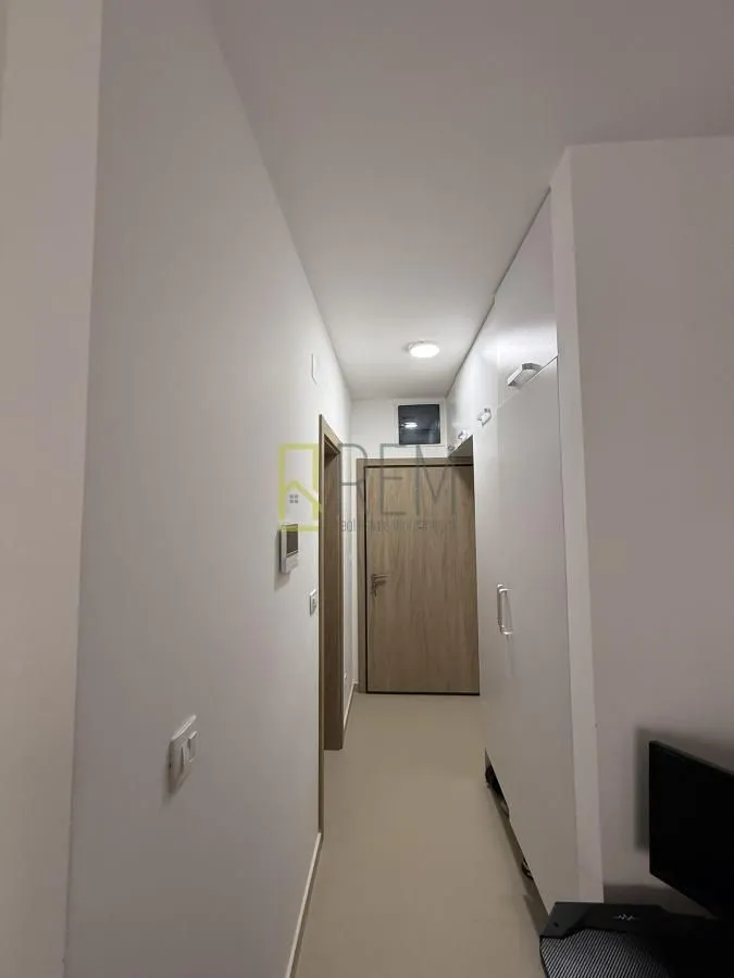 Prodaja, garsonjera, 25m², Master Kvart, Podgorica