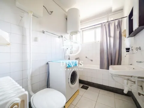 Sale, four bedroom apartment, 85m², Cvetni Trg, Vračar Sve Podlokacije - image 5