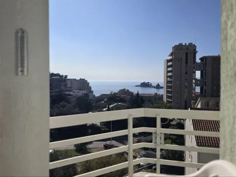 Sale, one bedroom apartment, 44m², Petrovac, Budva - image 1