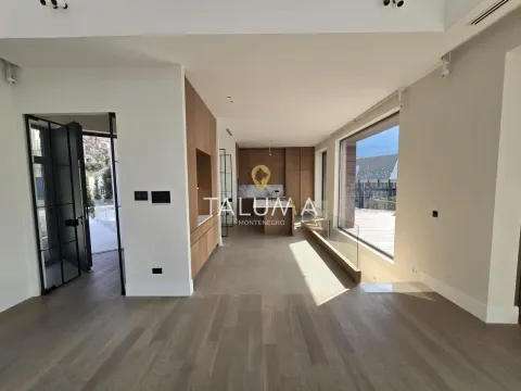 Sale, house, 579m², Pržno, Budva - image 12