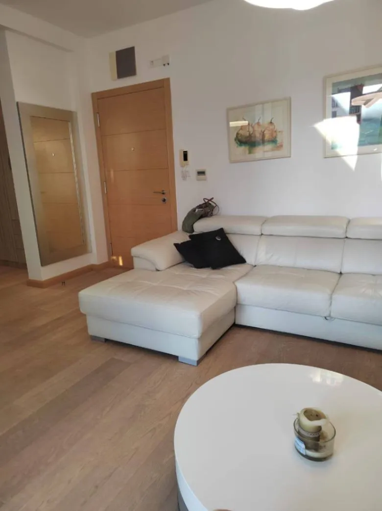 Rent, apartment, 50m², Centar, Budva
