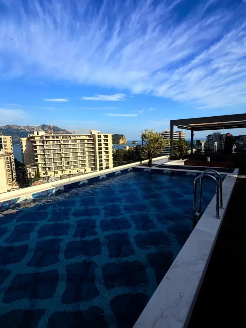Sale, three bedroom apartment, 326m², Gospoština, Budva