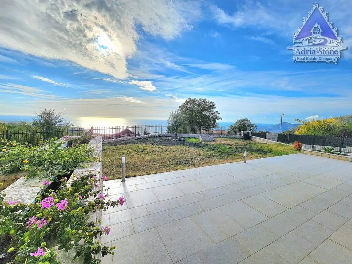Sale, house, 199m², Kuljače, Budva