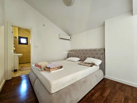 Rent, three bedroom apartment, 120m², Centar, Budva - image 8