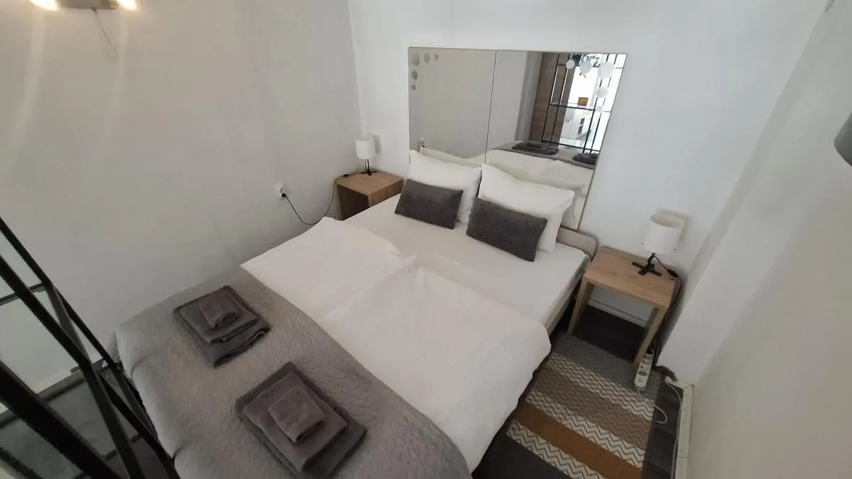 Prodaja, dvosoban stan, 50m², Rotkvarija, Novi Sad Sve Podlokacije