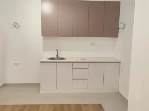 Izdavanje, jednosoban stan, 48m², City Kvart, Podgorica - image 3