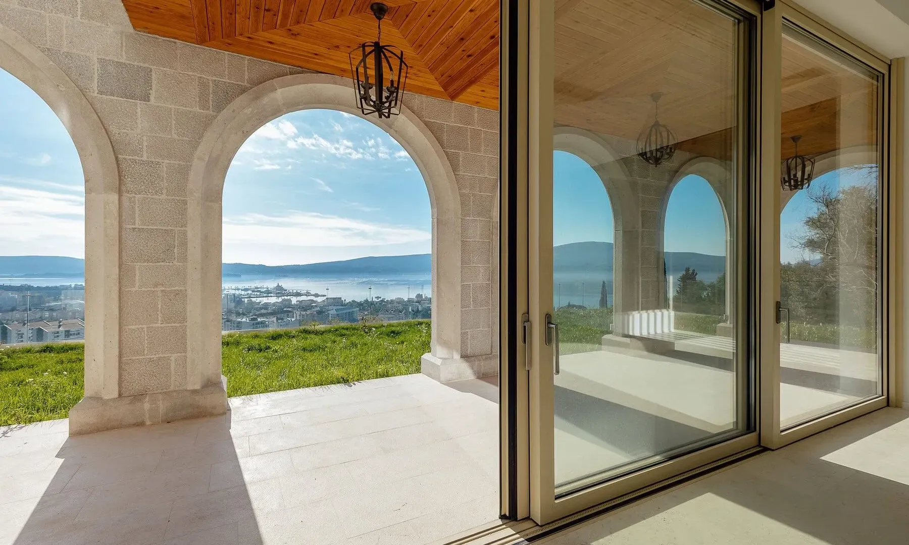 Sale, house, 1400m², Kotor, Crna Gora