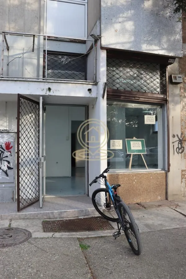 Rent, office space, 93m², Centar, Kragujevac