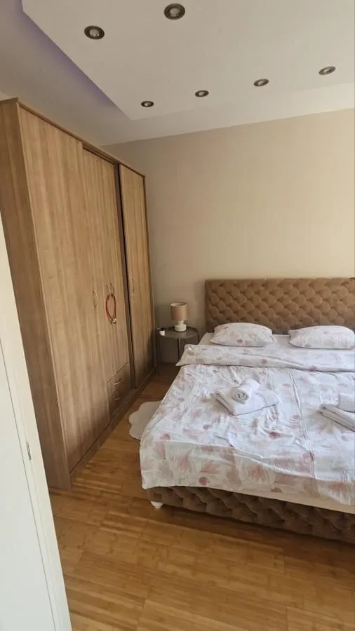 Izdavanje, jednosoban stan, 41m², Rotkvarija, Novi Sad Sve Podlokacije