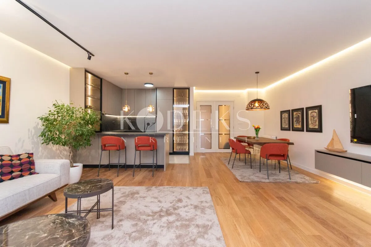 Rent, two bedroom apartment, 105m², Central Point, Podgorica