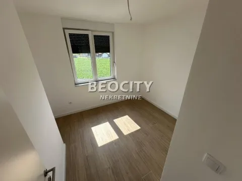 Prodaja, četvorosoban stan, 72m², Petrovaradin, Novi Sad - image 6