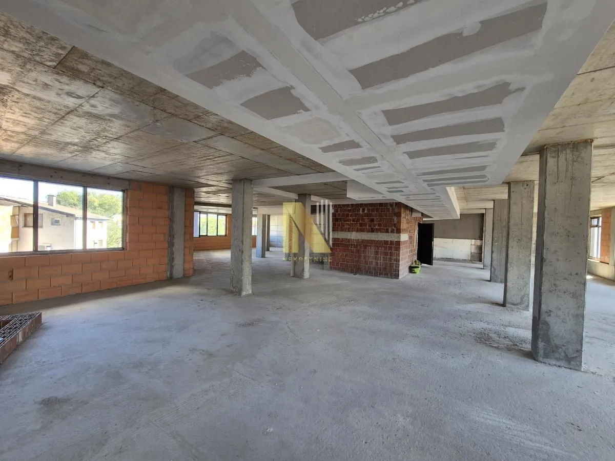 Rent, office space, 330m², Salajka, Novi Sad Sve Podlokacije