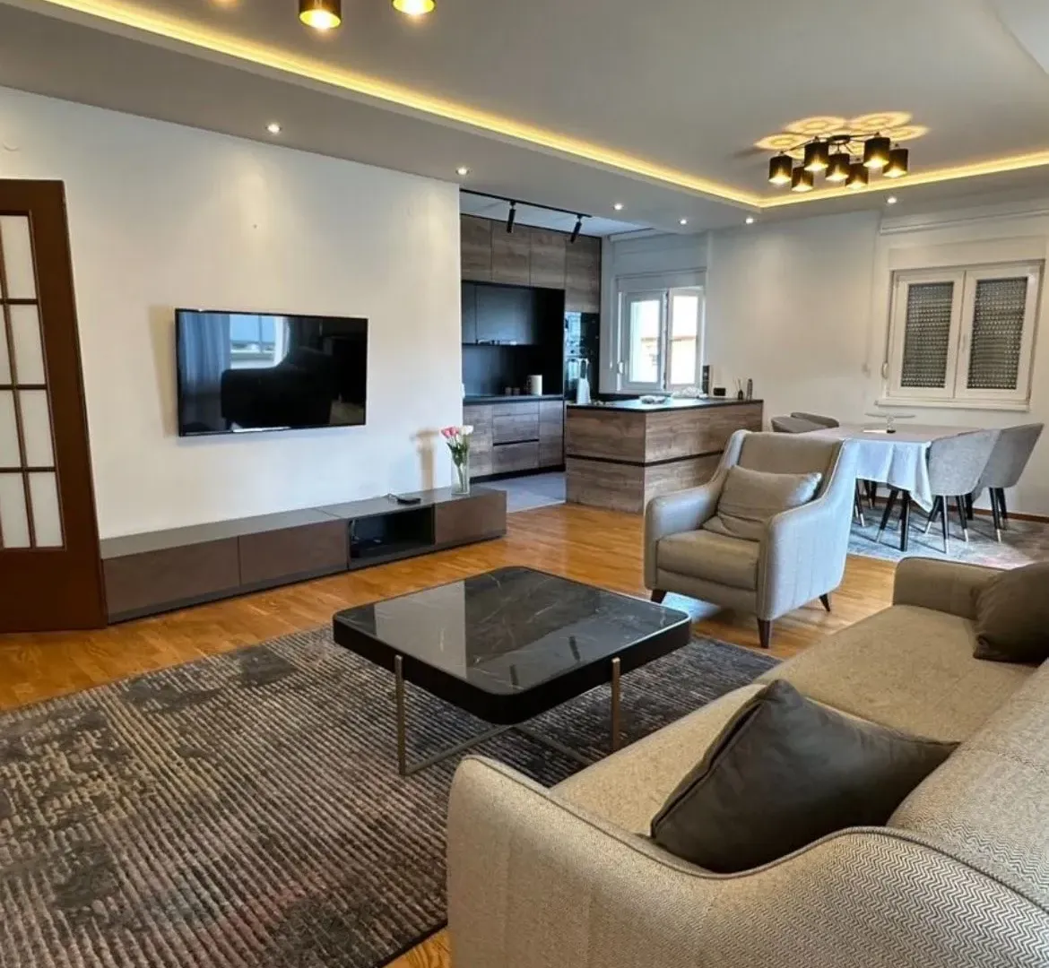 Rent, two bedroom apartment, 120m², City Kvart, Podgorica