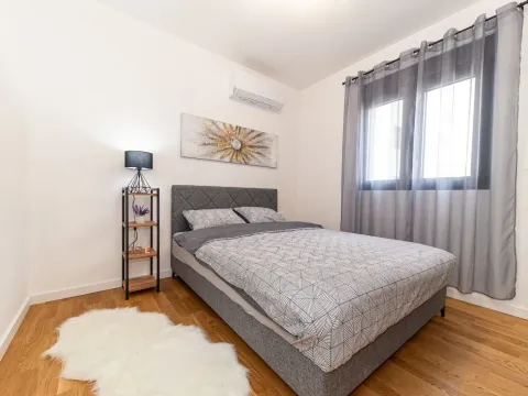 Rent, one bedroom apartment, 45m², Šušanj, Bar - image 15