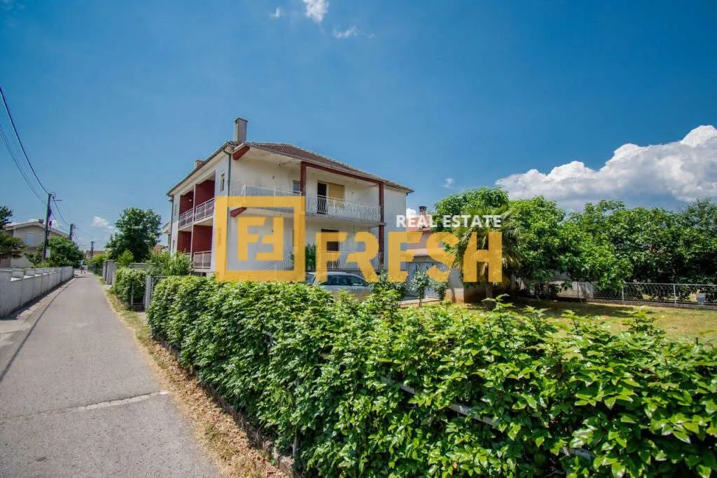 Rent, house, 214m², Tološi, Podgorica