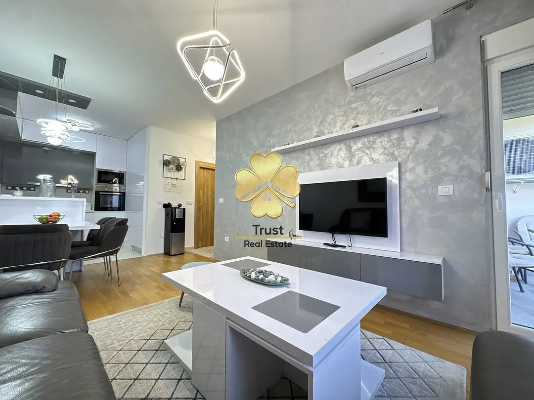 Rent, two bedroom apartment, 75m², Stari Aerodrom, Podgorica