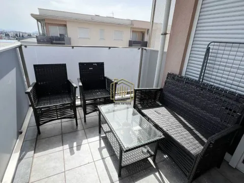 Prodaja, jednosoban stan, 53m², City Kvart, Podgorica - image 16