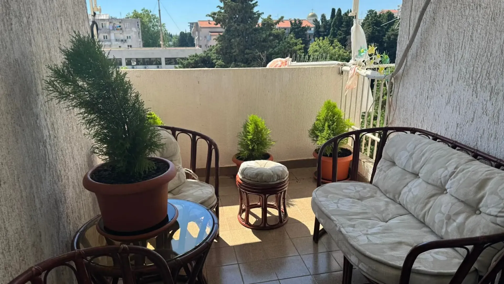 Rent, two bedroom apartment, 78m², Centar, Bar