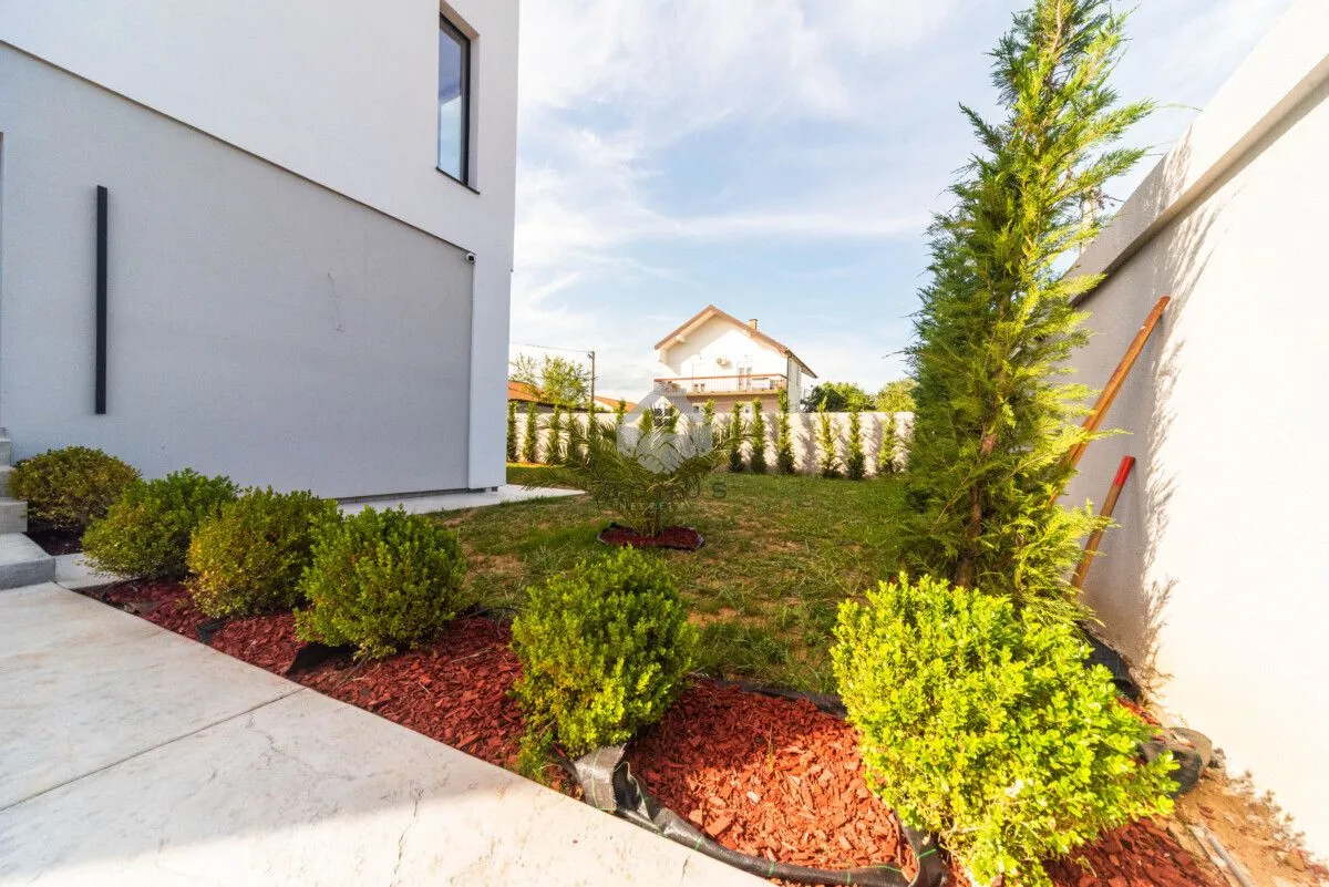 Rent, house, 225m², Gornja Gorica, Podgorica