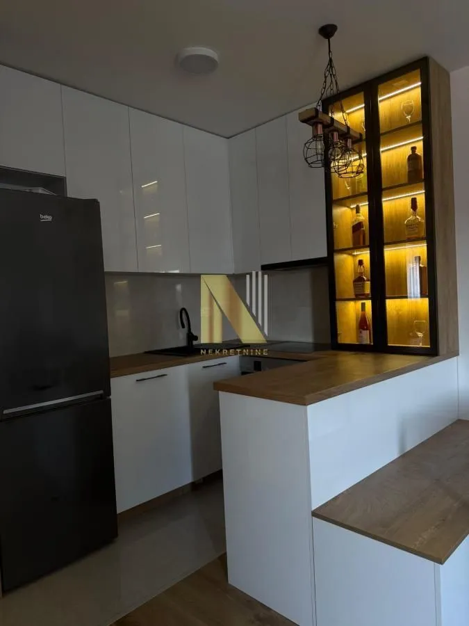 Izdavanje, trosoban stan, 66m², Adice, Novi Sad Sve Podlokacije
