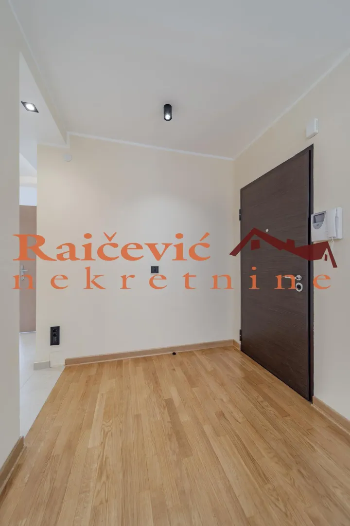 Prodaja, četvorosoban stan, 123m², Voždovac Sve Podlokacije, Beograd