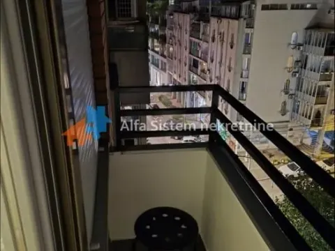 Izdavanje, dvosoban stan, 45m², Vračar Sve Podlokacije, Beograd - image 17