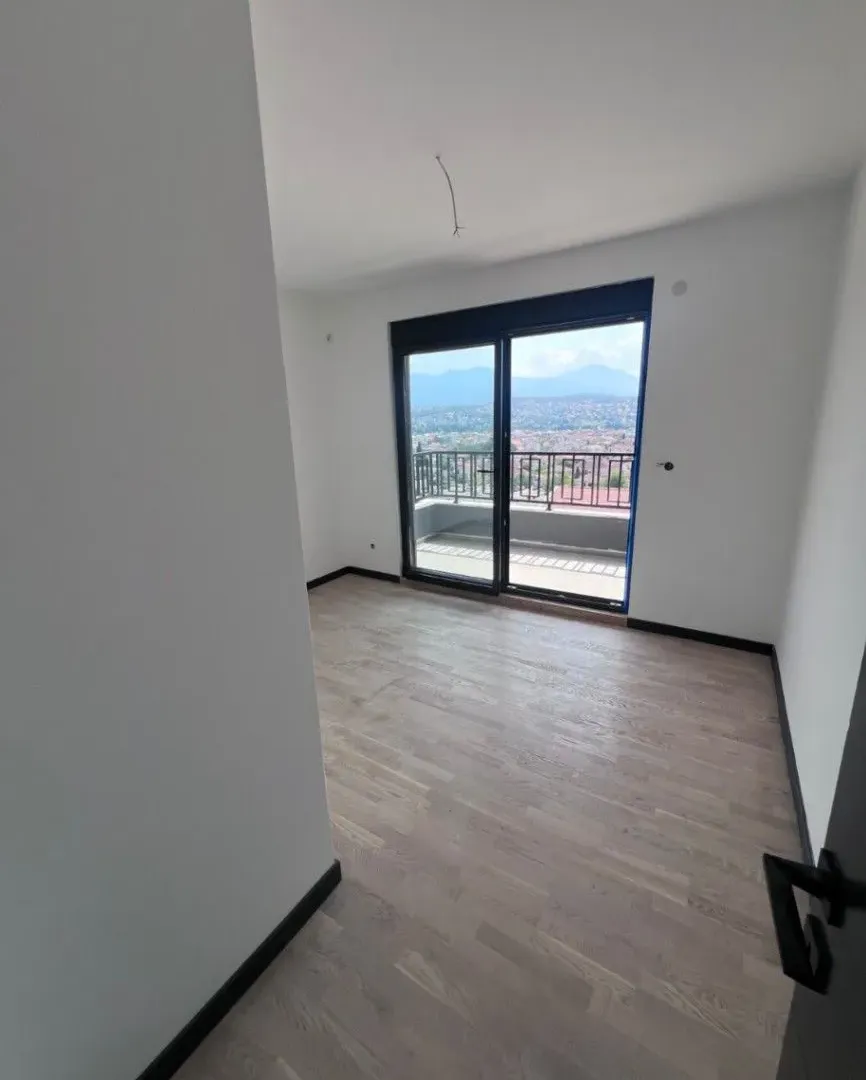 Prodaja, dvosoban stan, 89m², Gorica C, Podgorica