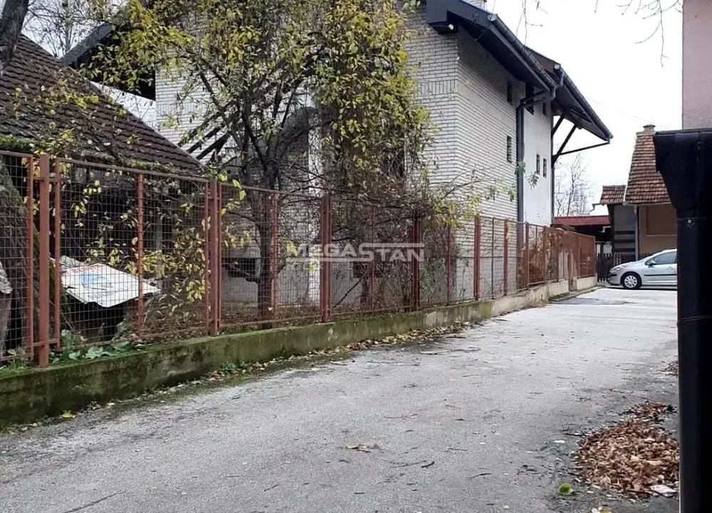 Prodaja, kuća, 325m², Aqua park, Jagodina