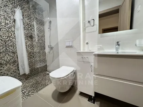 Rent, two bedroom apartment, 75m², Master Kvart, Podgorica - image 10