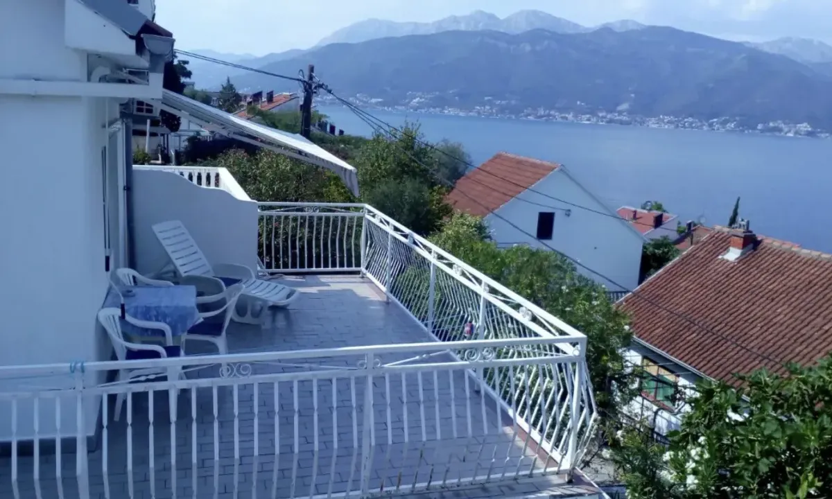Prodaja, kuća, 168m², Krašići, Tivat