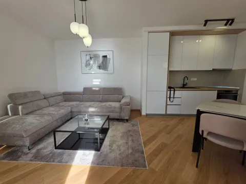 Izdavanje, jednosoban stan, 44m², Bečići, Budva - image 16