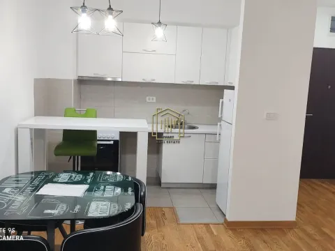 Prodaja, jednosoban stan, 43m², City Kvart, Podgorica - image 2