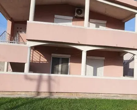 Prodaja, kuća, 170m², Bar, Crna Gora