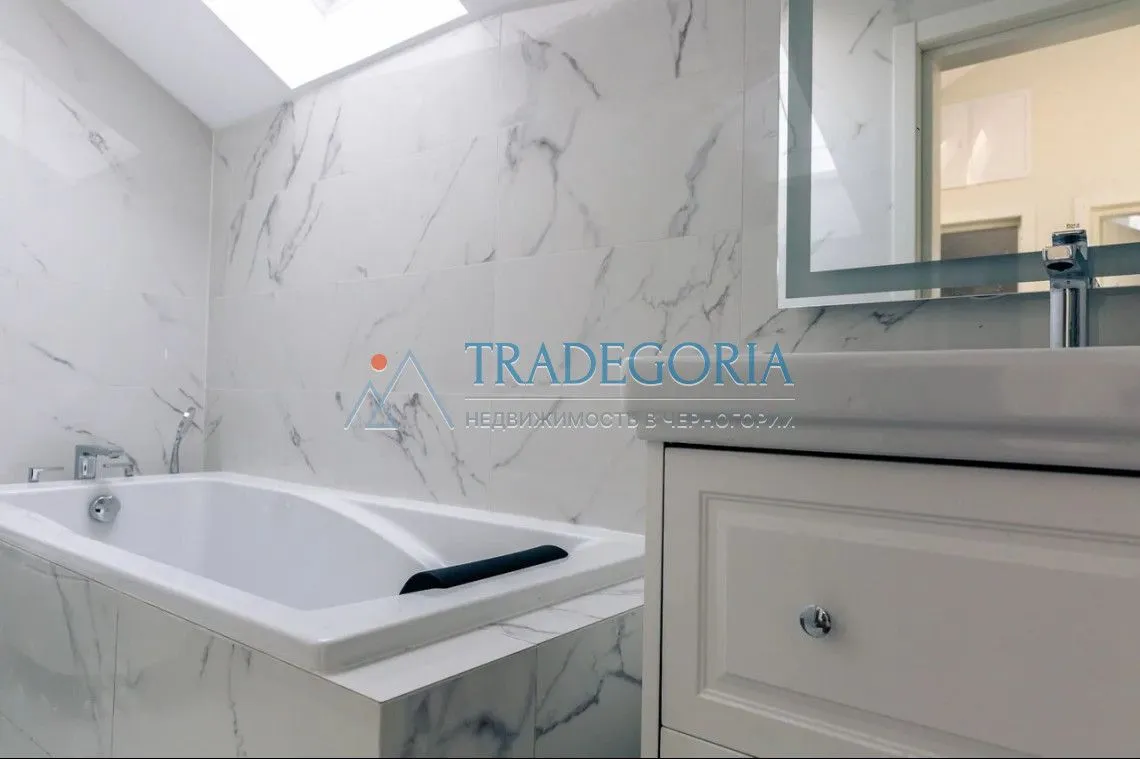Prodaja, dvosoban stan, 151m², Đenovići, Herceg Novi