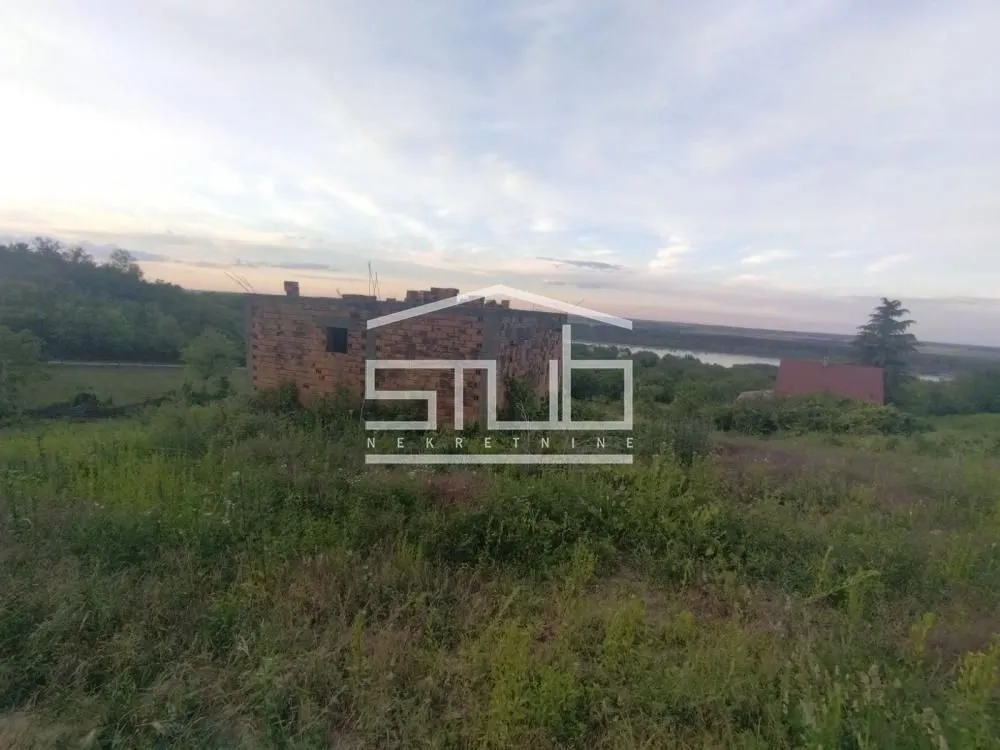 Prodaja, plac, 3231m², Novi Slankamen, Inđija