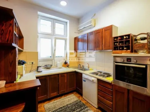 Prodaja, trosoban stan, 86m², Cvetni Trg, Vračar Sve Podlokacije - image 12
