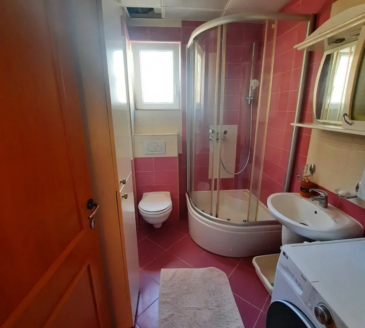 Rent, two bedroom apartment, 70m², Budva, Crna Gora