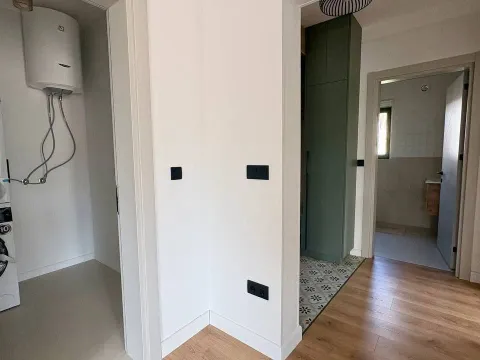 Izdavanje, dvosoban stan, 100m², Donja Lastva, Tivat - image 10