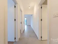 Prodaja, jednosoban stan, 36m², Podkošljun, Budva - image 25