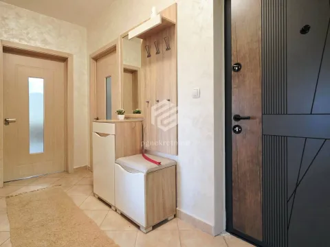 Izdavanje, dvosoban stan, 65m², Stari Aerodrom, Podgorica - image 18