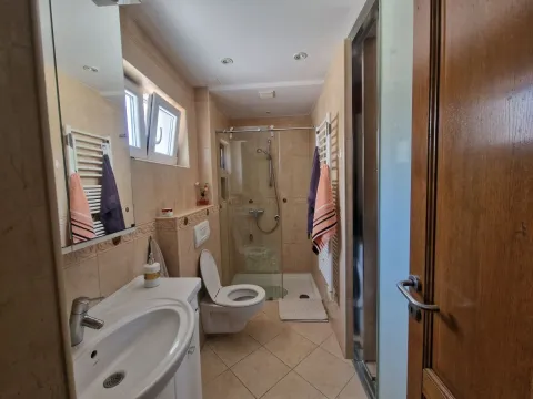 Sale, house, 590m², Tivat, Crna Gora - image 16